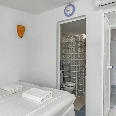 Boliches Townhouse By Costarentals - Ref 61 Willa *